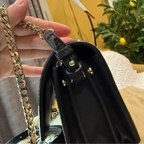 *RARE* EXCELLENT CONDITION Authentic Burberry calf hair zebra crossbody. - Picture 6 of 13